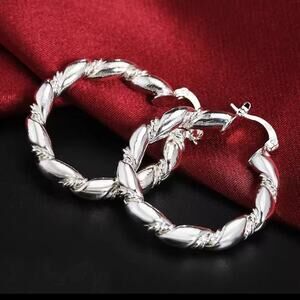 Gift Wrap Wreath Earrings Hoop S925 Sterling Silver Christmas Birthday Present